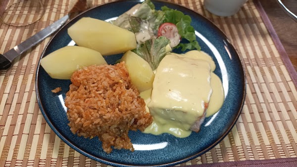 Restaurant Le Saint Patoche à Charny, France