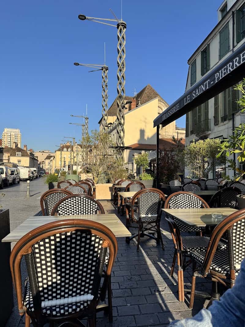Restaurant Le Saint Pierre à Chalon-sur-Saône, France