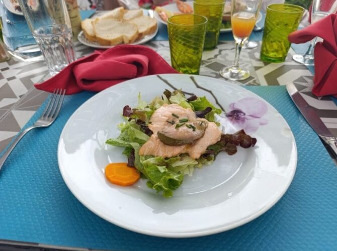 Restaurant Le Saint Porquier à Saint-Porquier, France