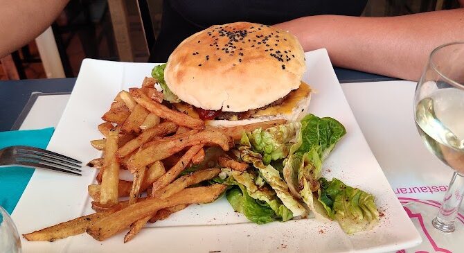 Restaurant Le San Remo Pizzeria à La Londe-les-Maures, France