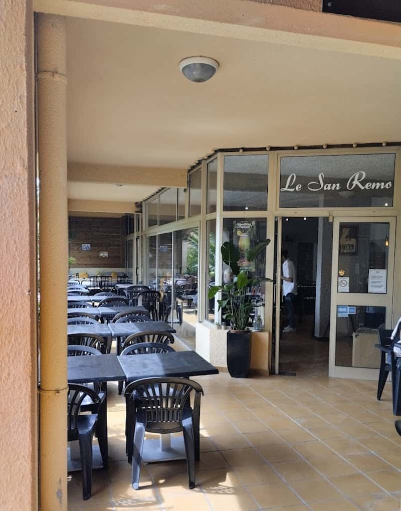 Restaurant Le San Remo Pizzeria à La Londe-les-Maures, France