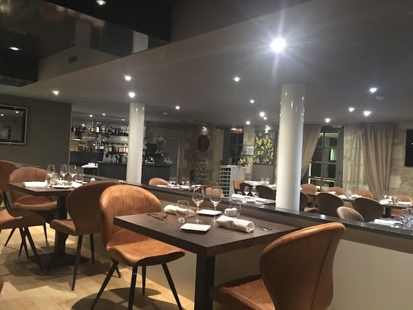 Restaurant Le Scorlion à Saint-Jean-d'Angély, France