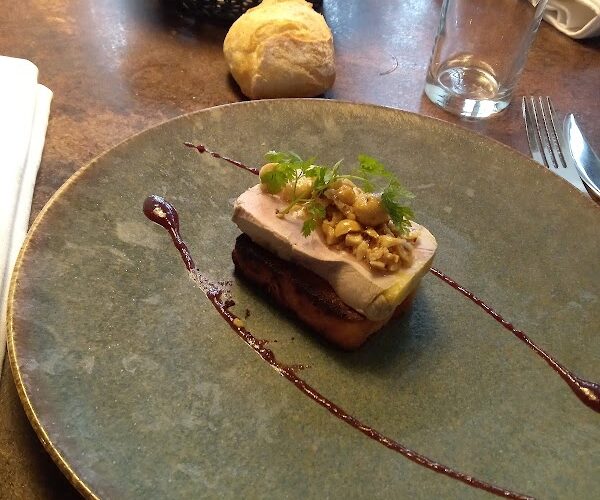 Restaurant Le Scorlion à Saint-Jean-d'Angély, France