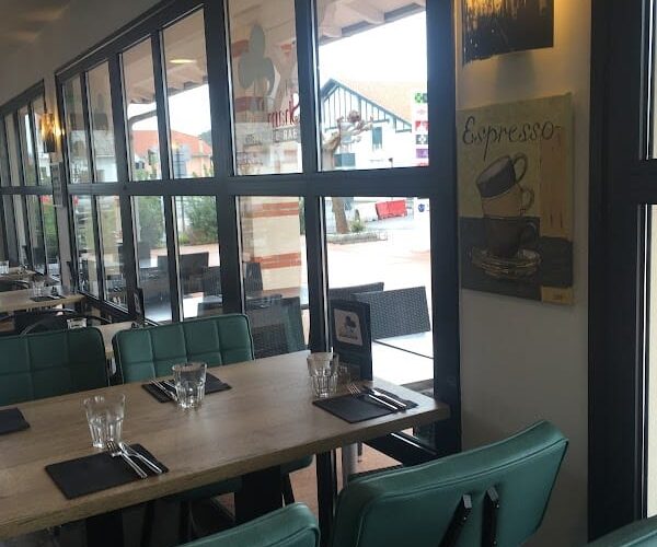 Restaurant Le Shamrock à Mimizan, France