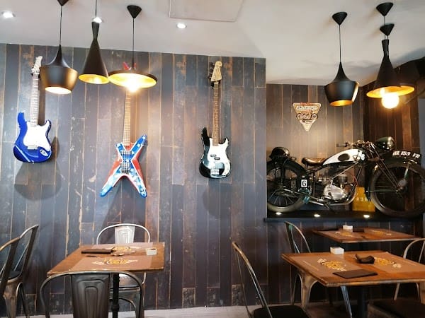 Restaurant Le six à Dax, France