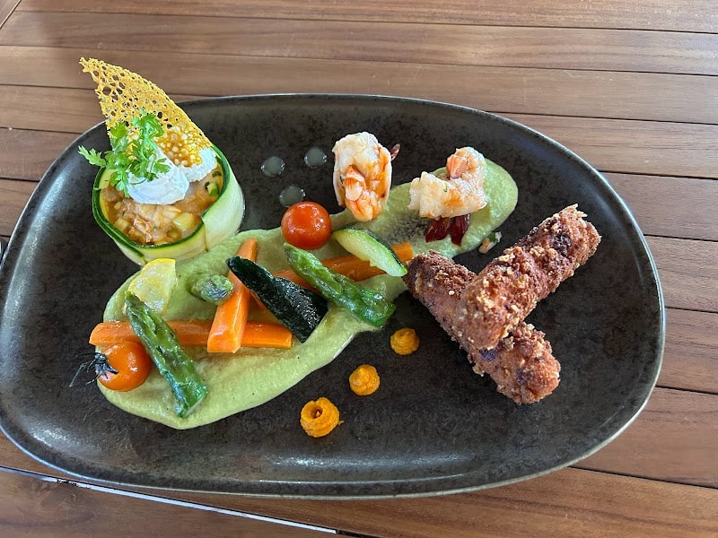 Restaurant Le Soleil Couchant à Ota, France