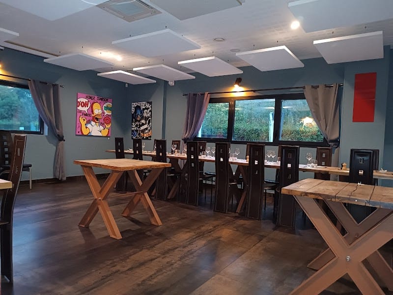 Le spot Restaurant à Tigery, France