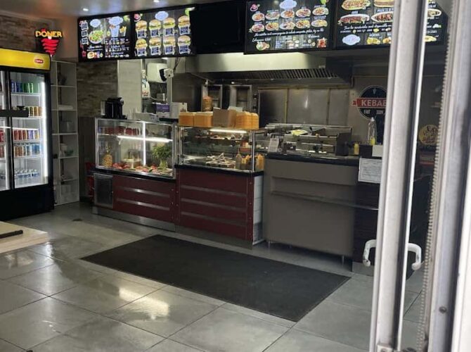 Restaurant Le Sultan Kebab – 78 Trappes à Trappes, France
