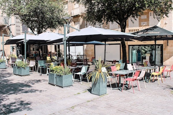 Restaurant LE TOULZAC à Brive-la-Gaillarde, France