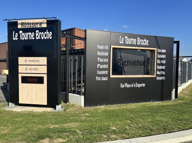 Restaurant Le Tourne Broche à Les Herbiers, France