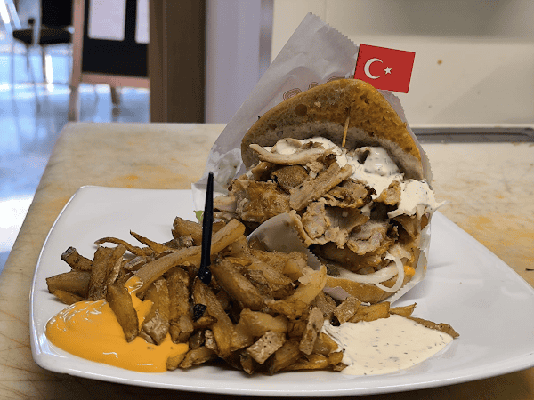 Restaurant Le Tourne Broche à Les Herbiers, France
