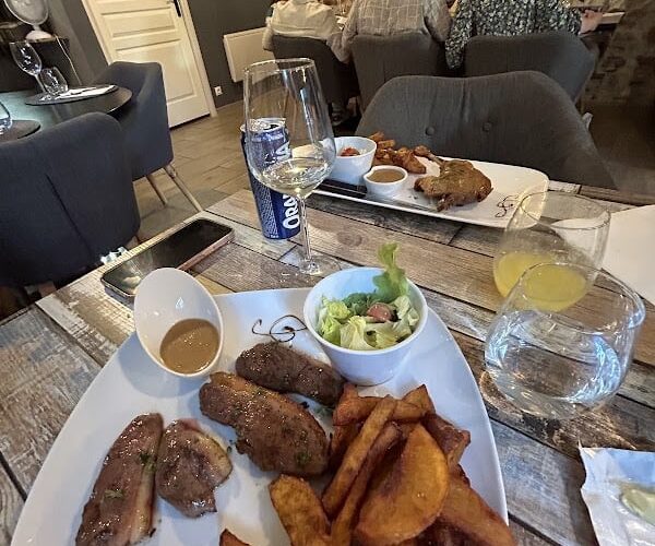 Restaurant Le Vingt-quatre mille cent à Bergerac, France