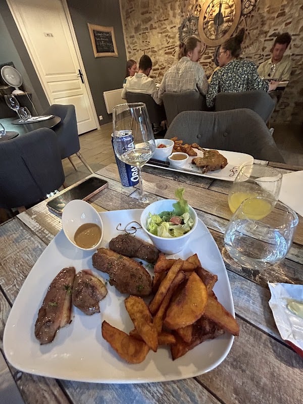 Restaurant Le Vingt-quatre mille cent à Bergerac, France