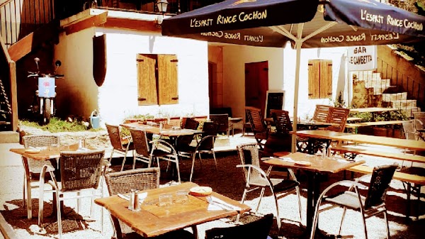 Le Welcome Pub & Restaurant à Saint-Cyprien, France