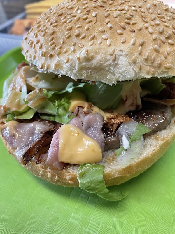 Restaurant L’en k snack à philippeville, Belgique