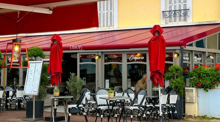 Restaurant L’Encas à Cabourg, France