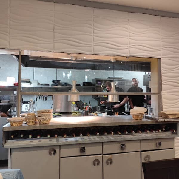 Restaurant L’enchanteur de papilles à Calais, France