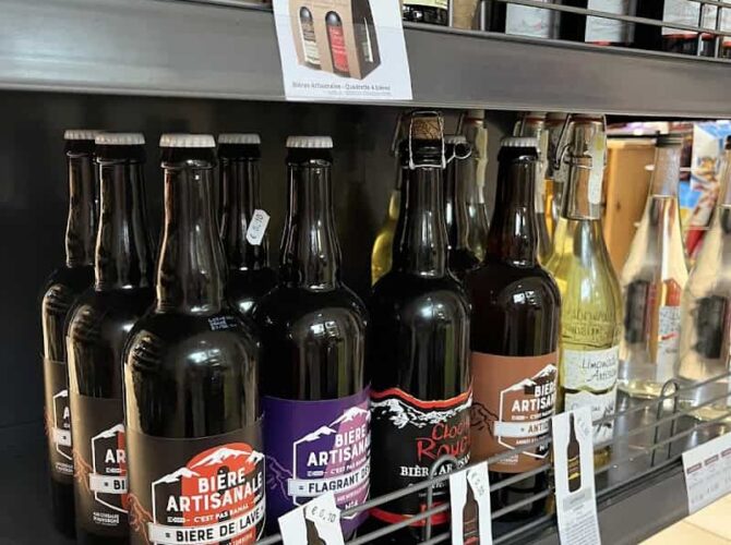 Restaurant L’Entre Deux à Saint-Santin-de-Maurs, France