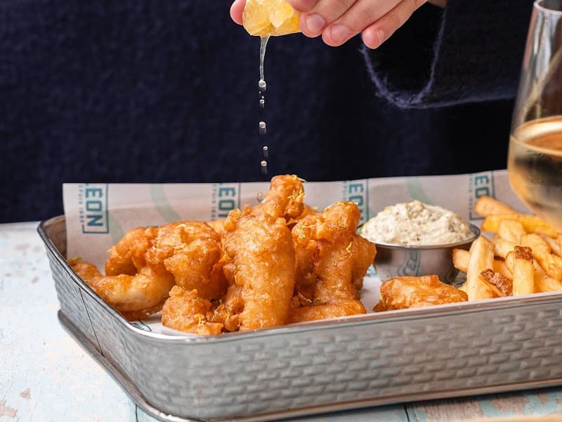 Restaurant Léon Fish Brasserie – Port Cergy à Cergy, France