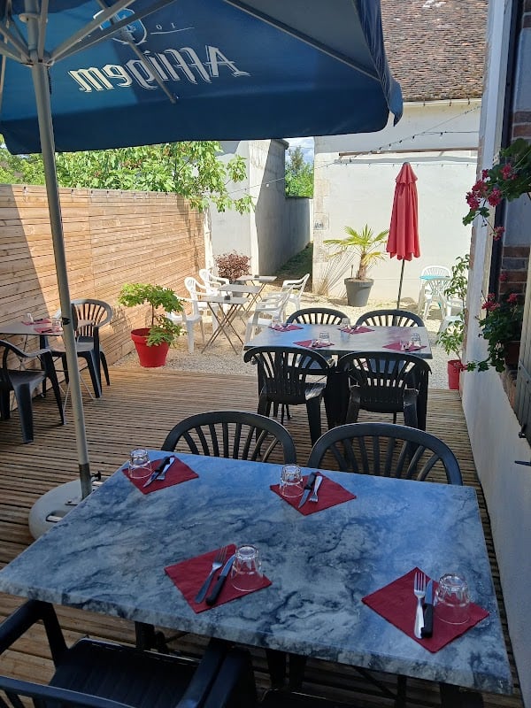 Les 3 Cailloux pub/restaurant à Gurgy, France