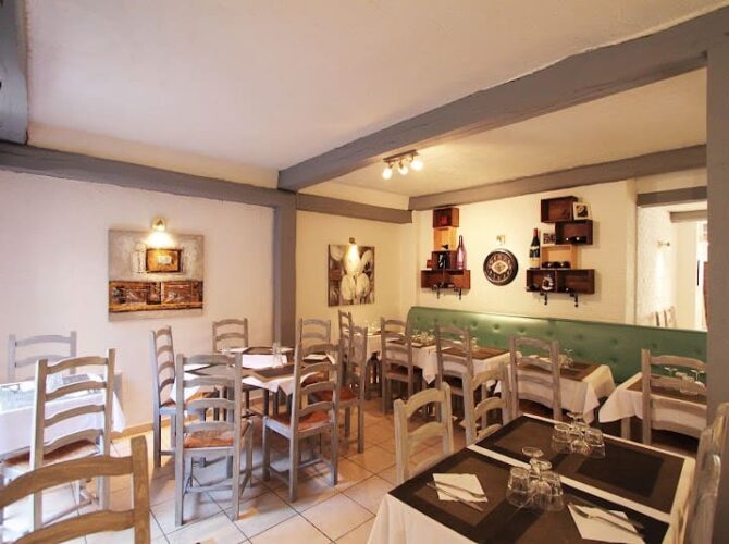 Restaurant Les Amouriers à Valbonne, France