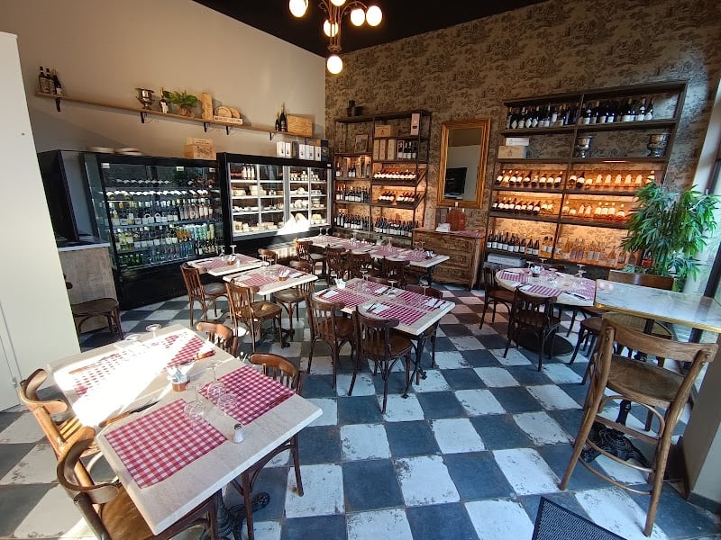 Restaurant Les Arcades – Table Fromagère | Courthézon à Courthézon, France