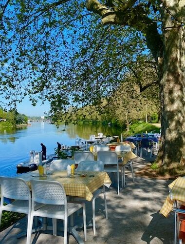Restaurant Les Berges de l’Aviron à Vichy, France