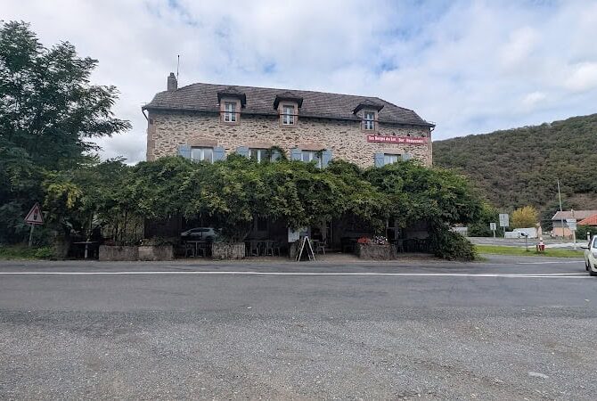 Restaurant Les Berges Du Lot à Bouillac, France