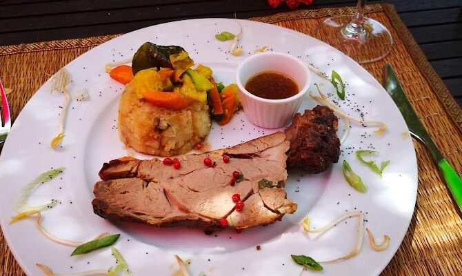 Restaurant Les Caves de la Croix Verte à Pocé-sur-Cisse, France