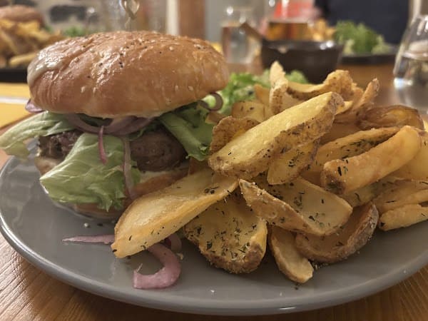 Restaurant Les Copains D’Abord 05100 à Val-des-Prés, France