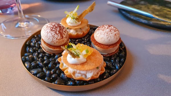 Restaurant Les Deux à München (Munich), Allemagne