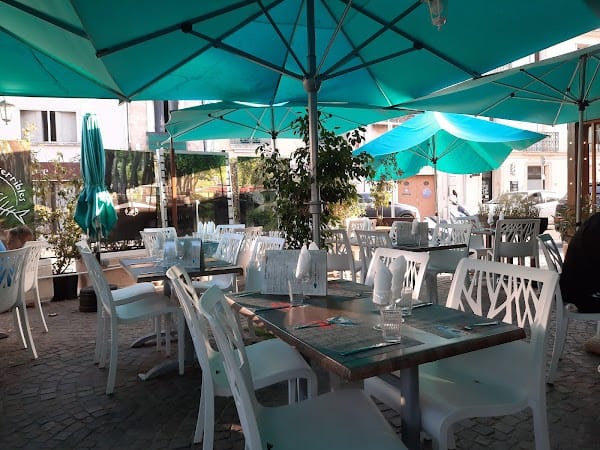 Restaurant Les Enfants Terribles à Villeneuve-lès-Béziers, France