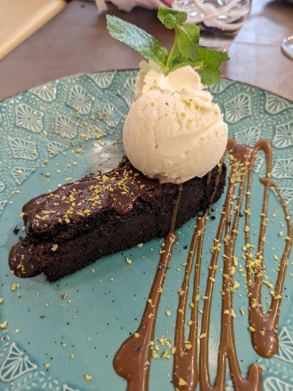 Restaurant Les Enfants Terribles à Villeneuve-lès-Béziers, France