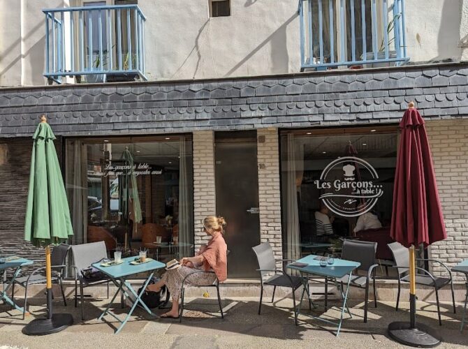 Restaurant Les Garçons à table ! à Dieppe, France