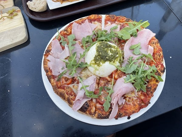 Restaurant Les Halles Bô-Marché à Lons, France