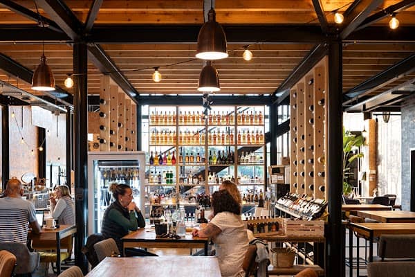 Restaurant Les Halles de Créon à Créon, France