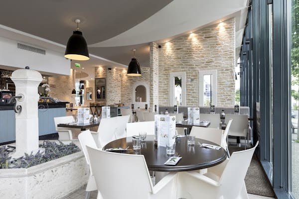 Restaurant Les Moulins Bleus à Massy, France