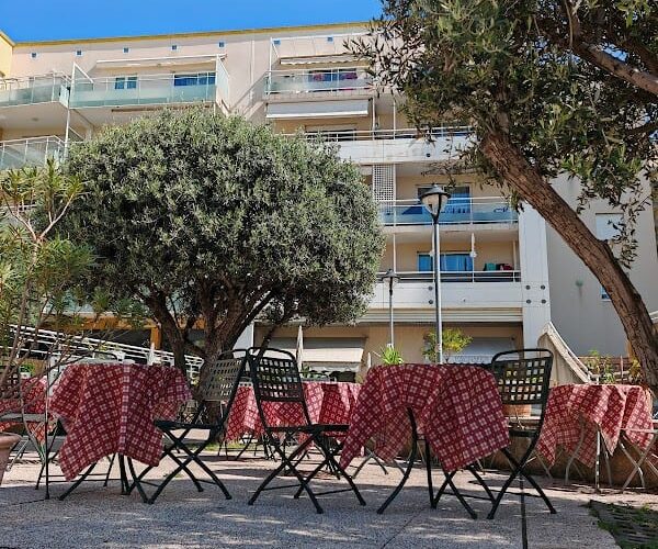 Restaurant Les Oliviers à Cap-d'Ail, France