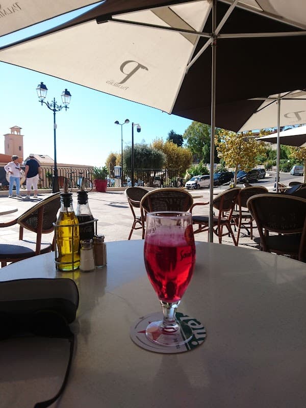 Restaurant Les Palmiers à Villefranche-sur-Mer, France