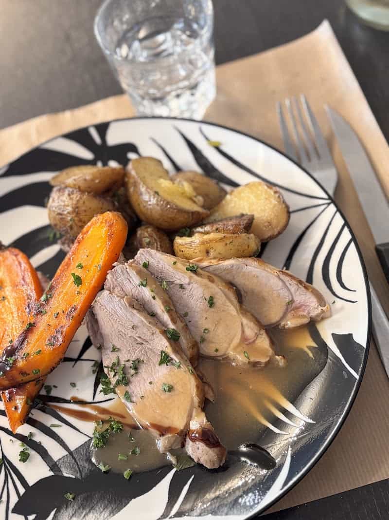 Restaurant Les Petites Auges à Sagy, France