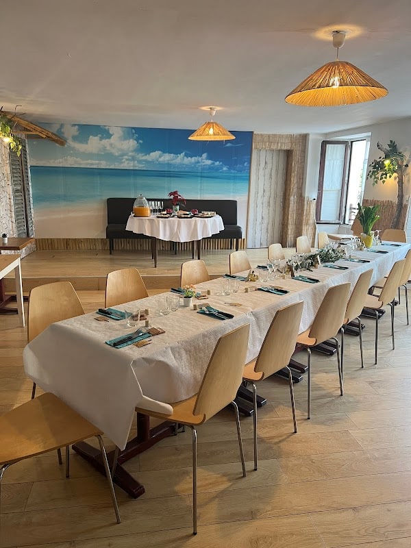 Restaurant Les Pieds Sous La Table à Quimperlé, France
