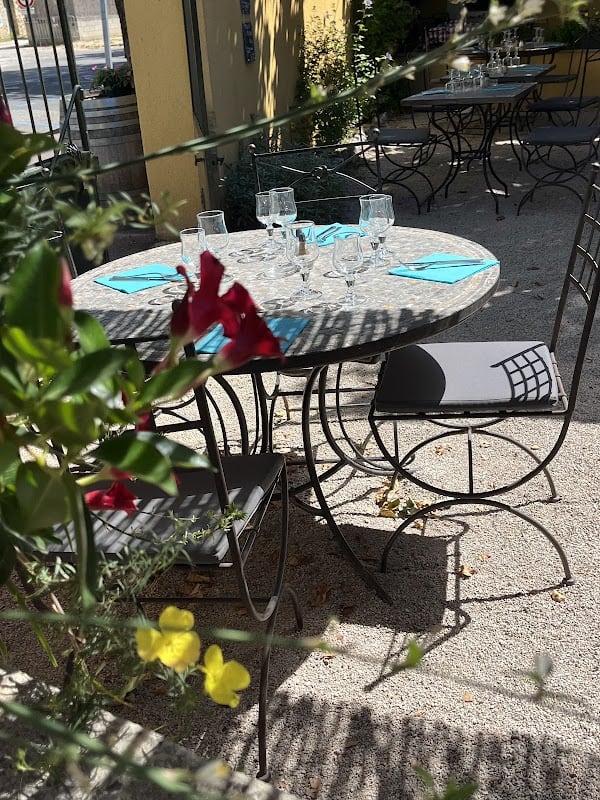 Restaurant Les P’tits Bonheurs à Villes-sur-Auzon, France