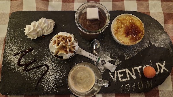 Restaurant Les P’tits Bonheurs à Villes-sur-Auzon, France