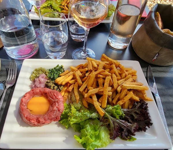 Restaurant Les Saveurs du Grand Parc à Vaulx-en-Velin, France