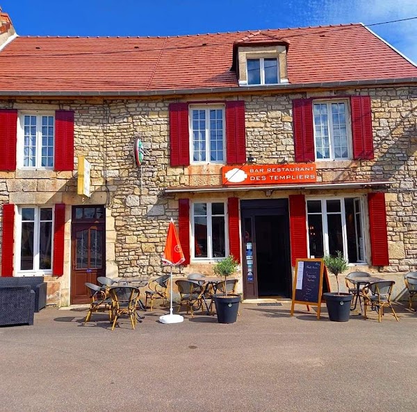 Restaurant Les Templiers à Coulmier-le-Sec, France