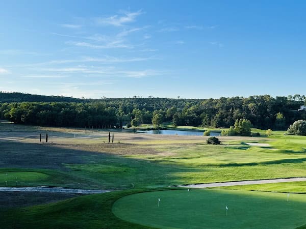 Restaurant LES TERRASSES DU GOLF à Brignoles, France