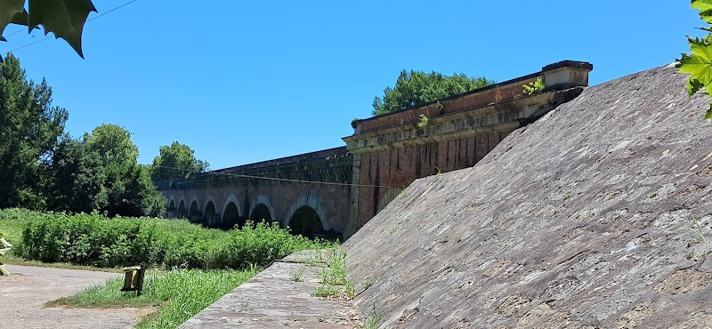 Restaurant Les Terrasses du Pont-Canal à Moissac, France