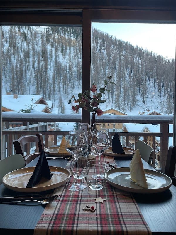 Les Toits de Val d’Isère – Restaurant & Bar à Val-d'Isère, France