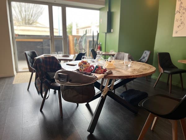 Restaurant Les Tontons Fringale à L'Isle-Jourdain, France