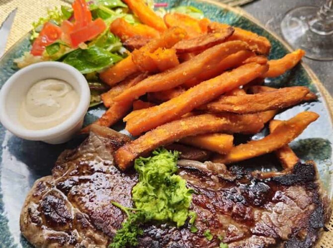 Restaurant Les tontons râleurs/les tontons écailles à Cabourg, France